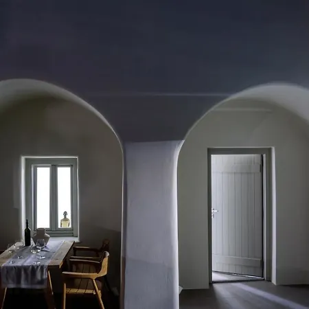 Oia Treasures Art Suites Buitenkant foto