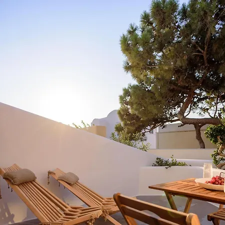 Oia Treasures Art Suites Buitenkant foto