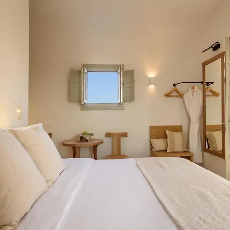 Oia Treasures Art Suites Buitenkant foto
